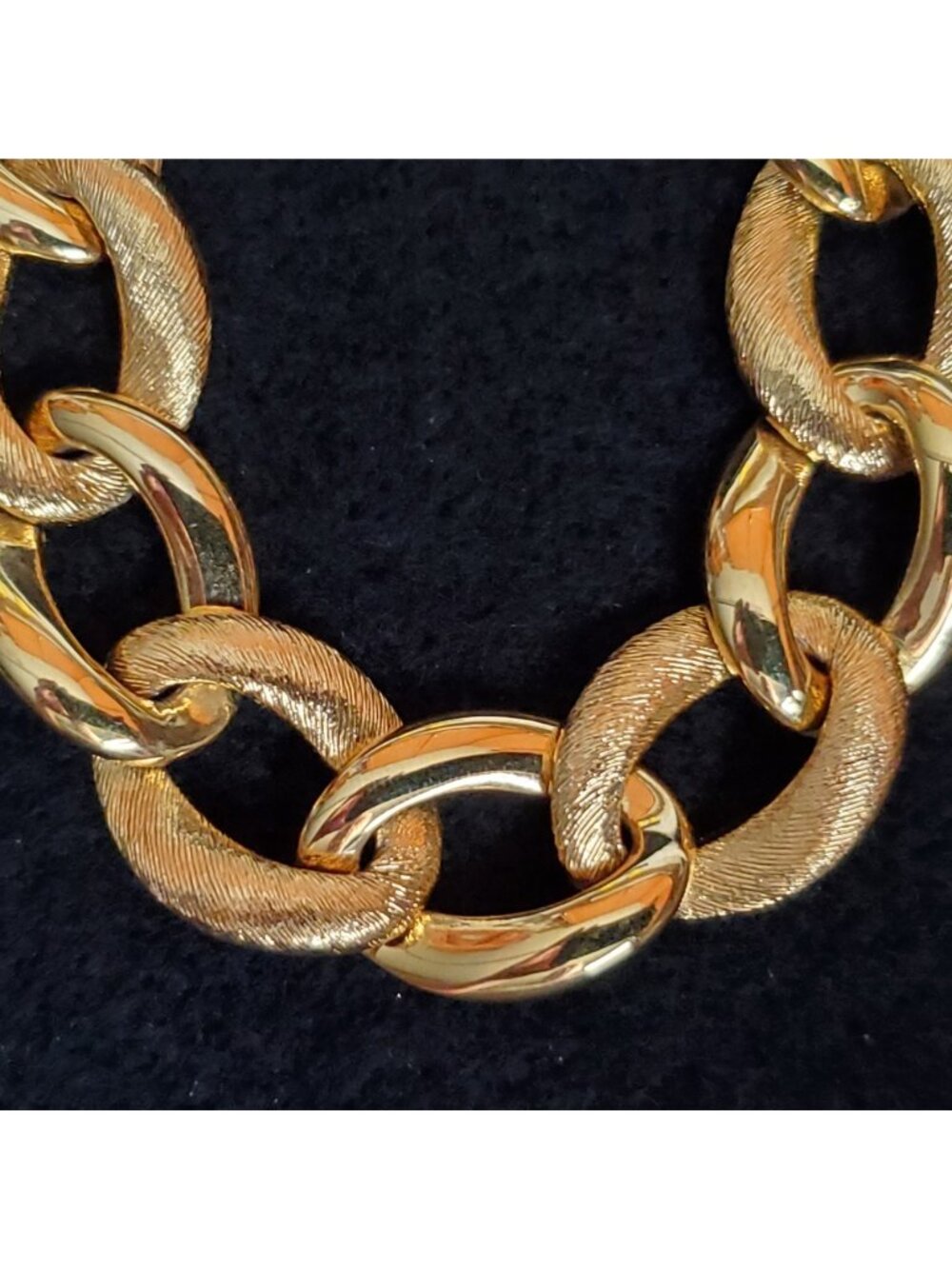 Vintage Napier Necklace Gold Tone Textured Shiny Link 17"